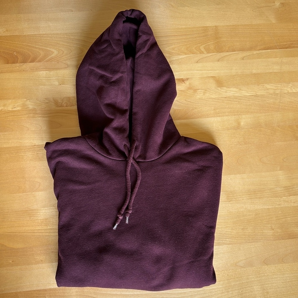 Gap Men’s Burgundy Hoodie